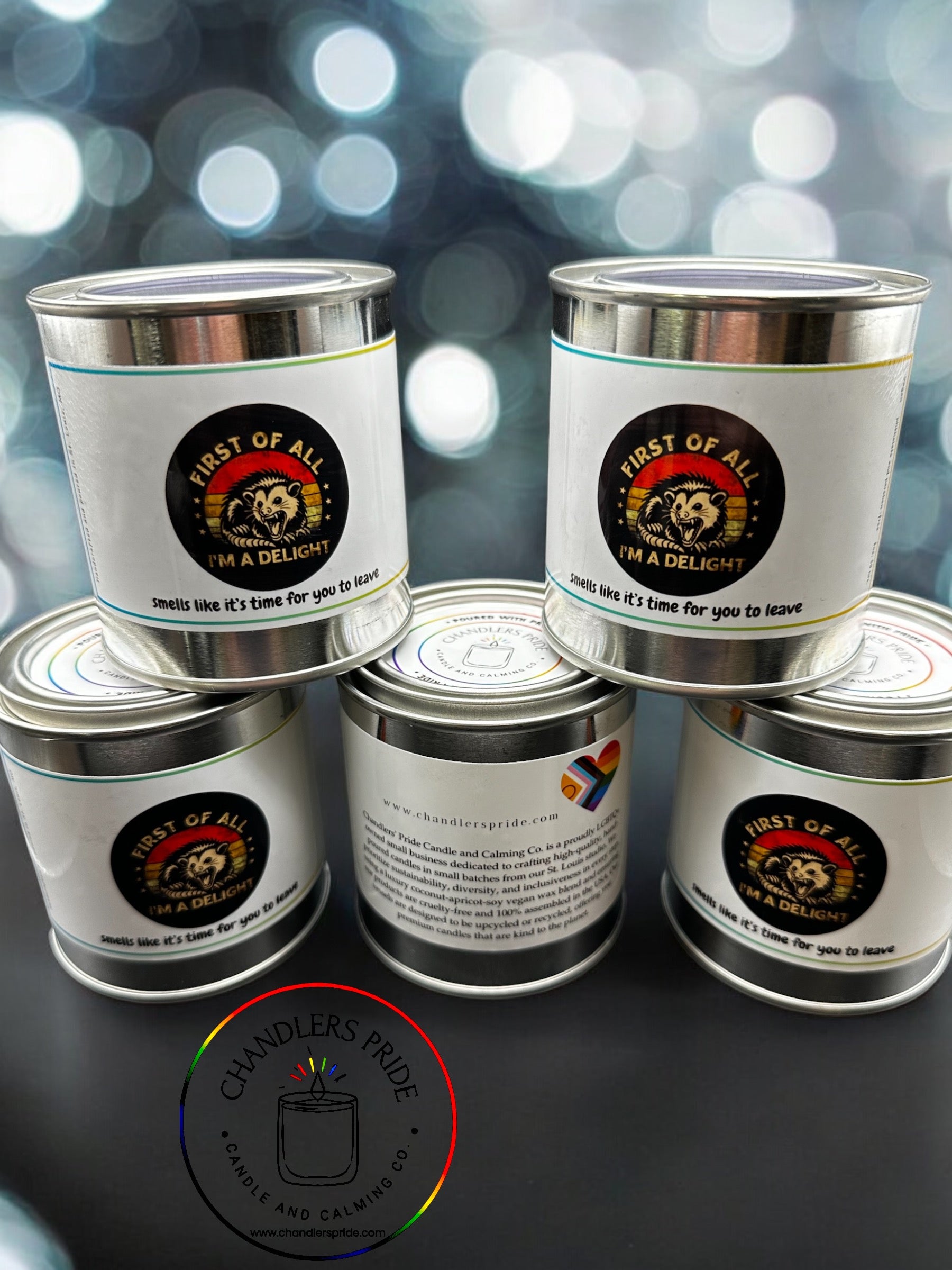 Several “I’m a Delight” candles in metal paint cans